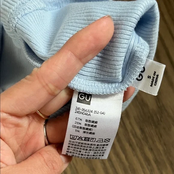 GU Women’s Off-Shoulder Ribbed Camisole in Light Blue - Picture 5 of 7